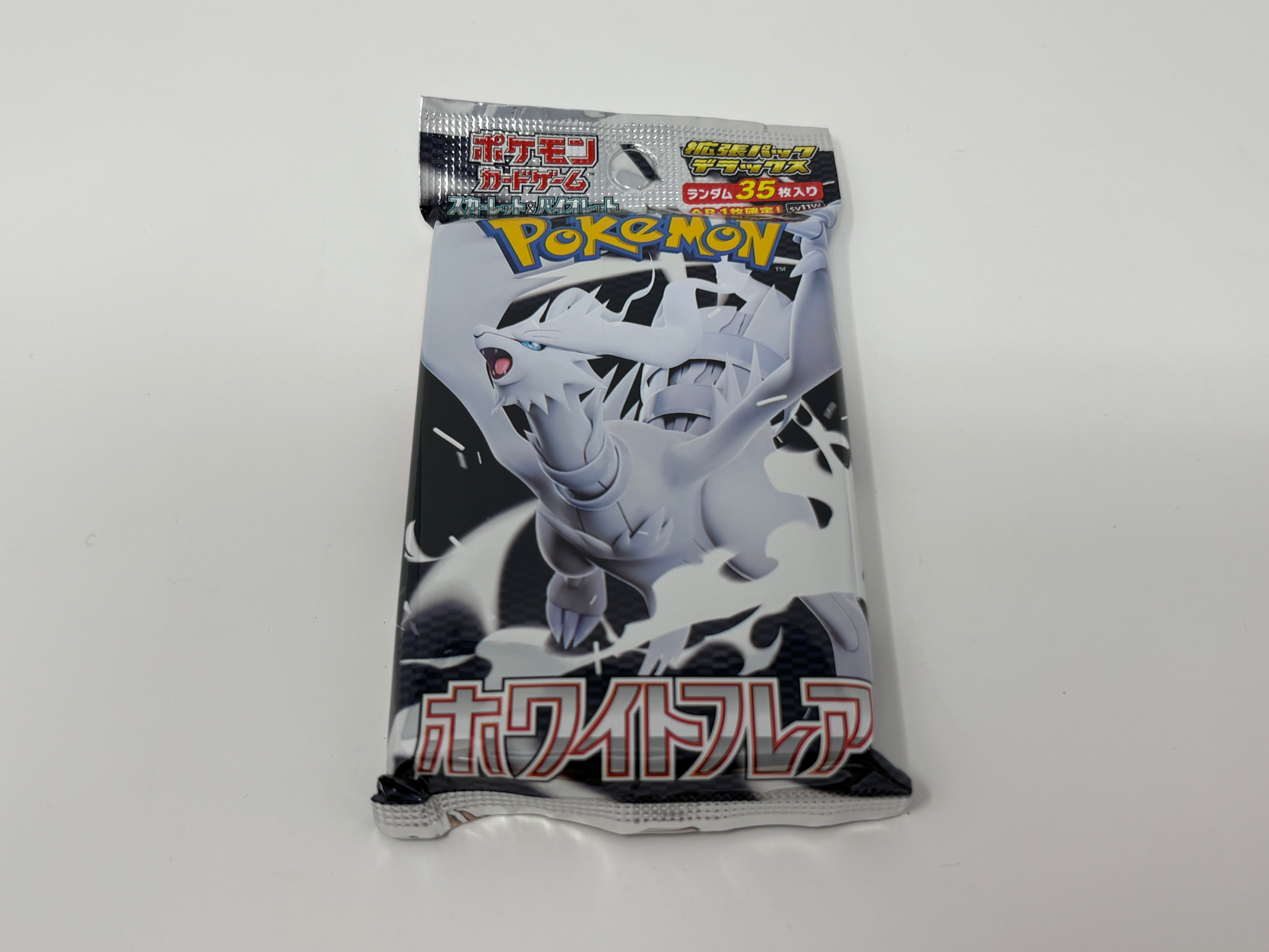 Pokemon - White Flare Deluxe Booster Fat Pack - SV11W - Japanese - Sealed