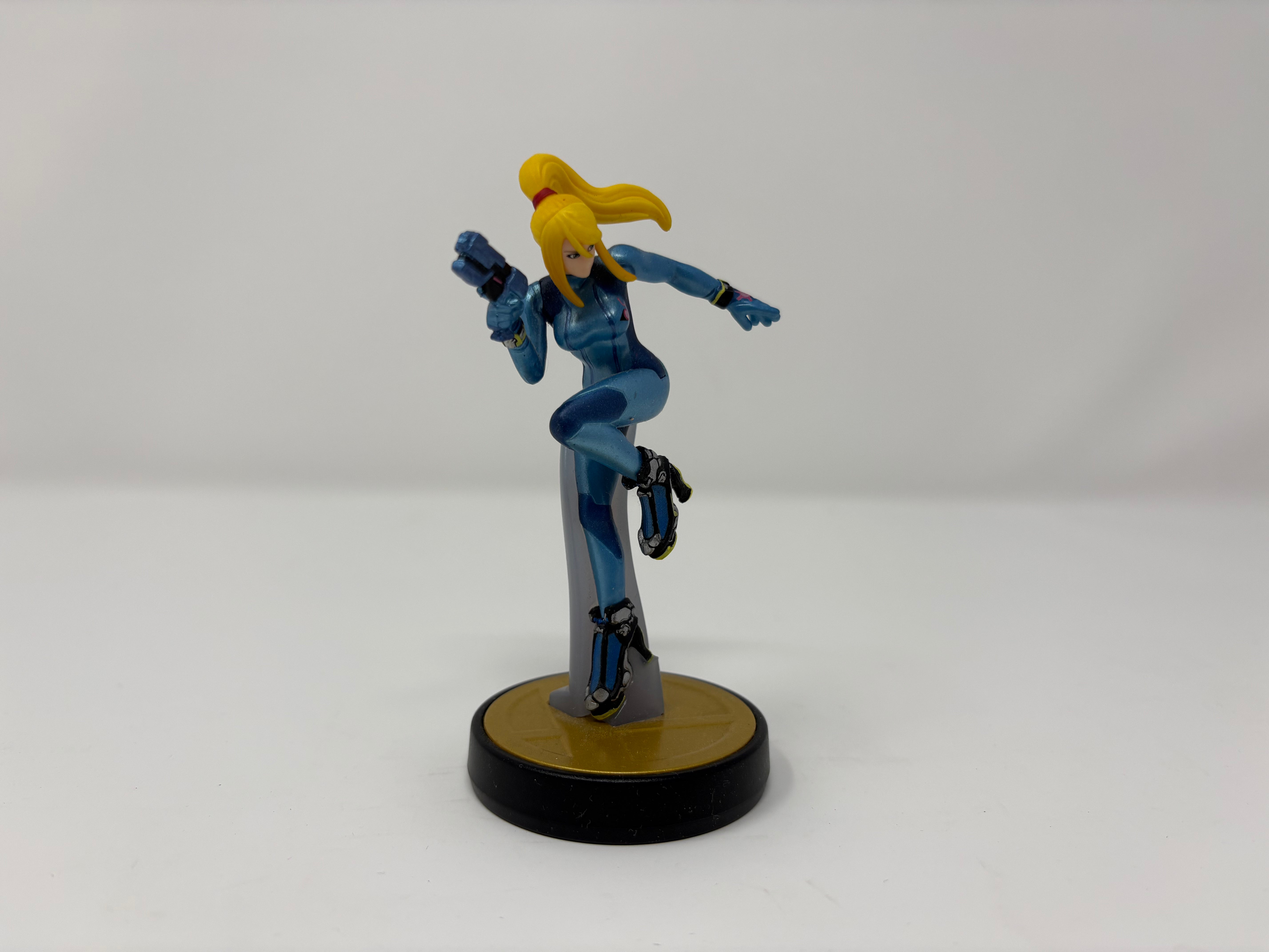 Nintendo - Amiibo -  Zero Suit Samus - Super Smash Bros - Used